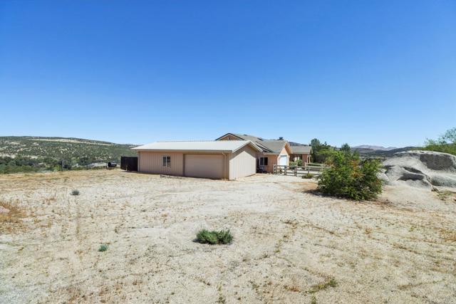 Detail Gallery Image 12 of 23 For 2040 Ross Ave, Boulevard,  CA 91905 - 3 Beds | 2 Baths