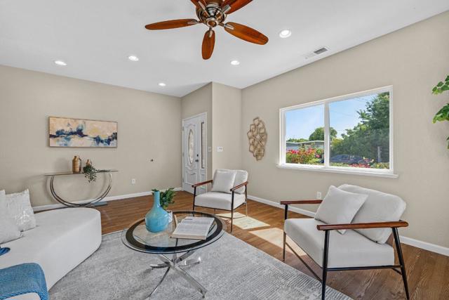 43270 Newport, Fremont CA: https://media.crmls.org/mediaz/48aac881-c24b-414a-8535-e8ff2d4b12b8.jpg