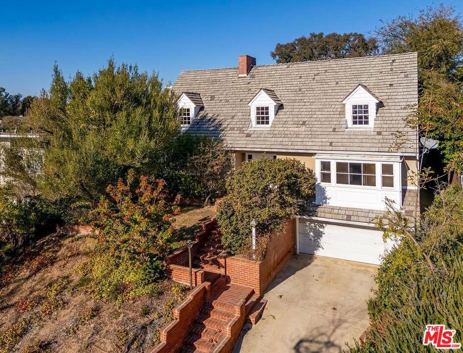 10319 Lorenzo Drive