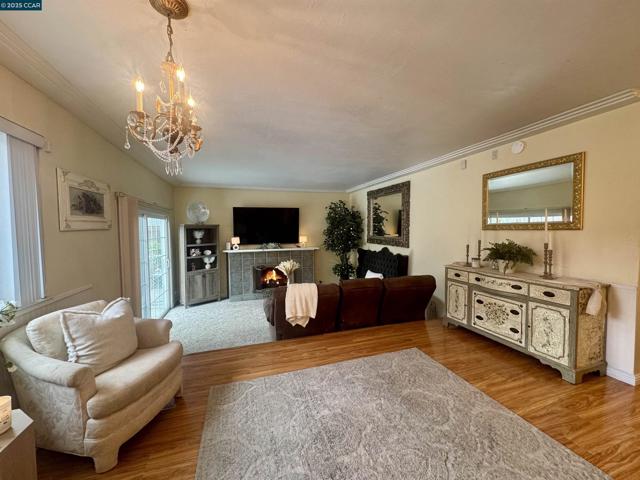 Image 15 of 46 For 2279 Saint George Dr