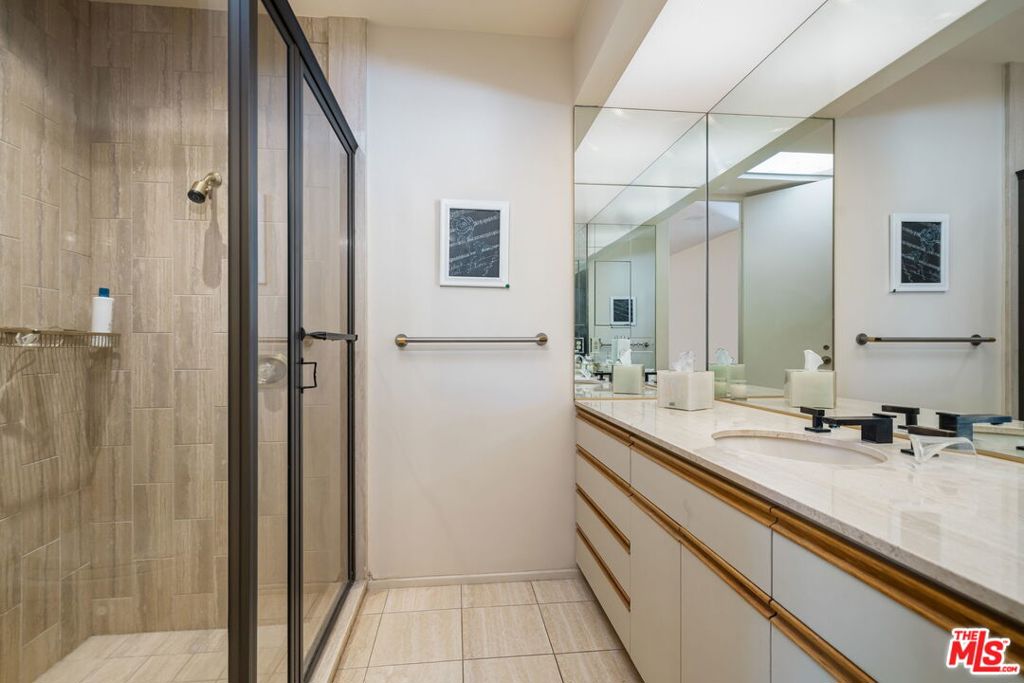 MLS #25606817 image #30