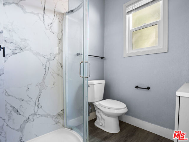 891 E 6th Street, Pomona CA: https://media.crmls.org/mediaz/48ac4e2a-d37b-4905-9230-d8ede6c72667.jpg