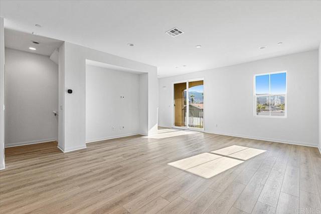 8608 Amherst St, Santee CA: https://media.crmls.org/mediaz/48acf738-baac-40ad-a167-f1a755d9d252.jpg