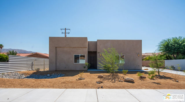 13704 Sarita Drive, Desert Hot Springs CA: https://media.crmls.org/mediaz/48ad39ba-dfe6-4c33-a5b6-bdd0113ce623.jpg