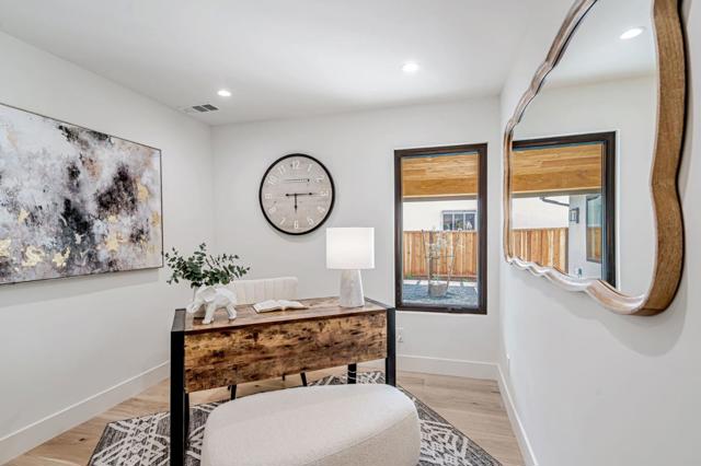 Image 7 of 17 For 734 Knickerbocker Drive