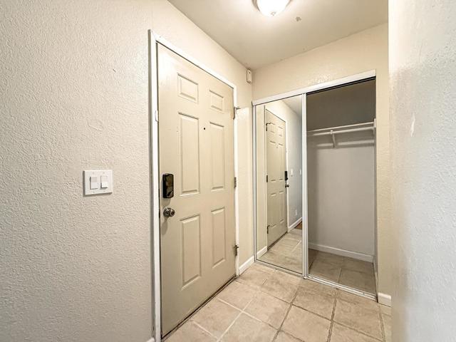 29629 Mountain Oak Court, Hayward CA: https://media.crmls.org/mediaz/48ad46ba-c41a-4fab-938a-46fcdf1508b5.jpg