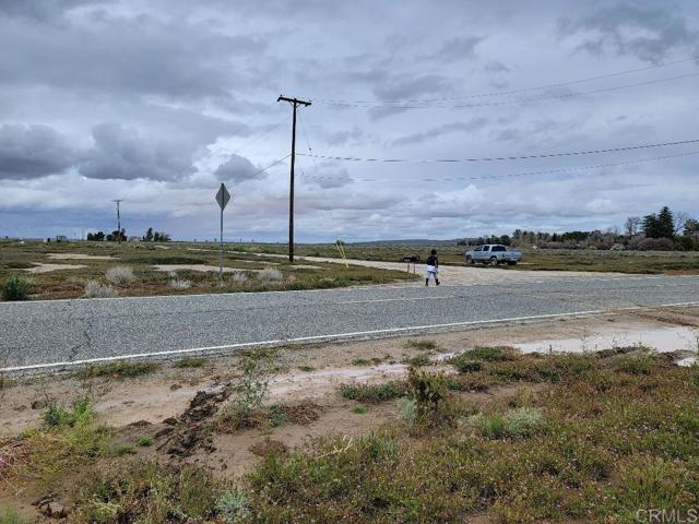 3366 H Avenue, Lancaster, California 93535, ,Land,For Sale,3366 H Avenue,CRPTP2401577