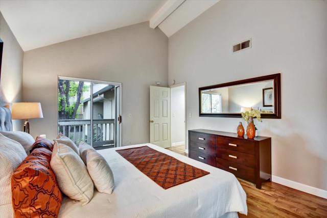 1086 Summerplace Drive, San Jose CA: https://media.crmls.org/mediaz/48adc934-04be-46a0-b3ba-186526a29bfc.jpg