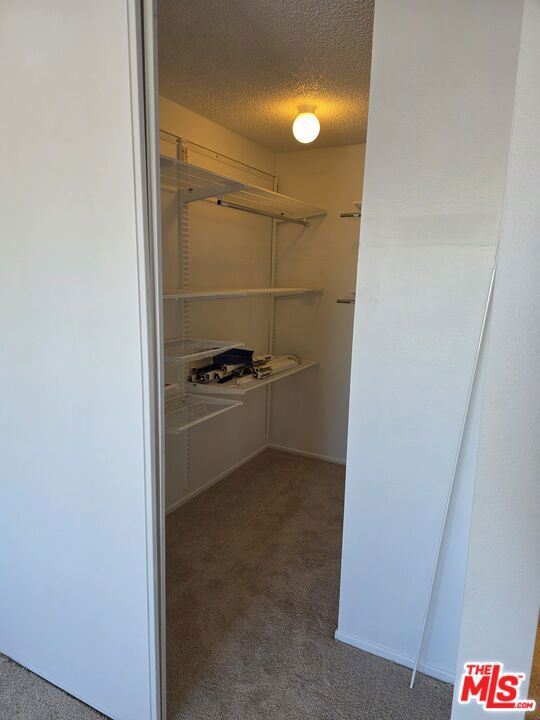 6000 Canterbury Drive, Culver City CA: https://media.crmls.org/mediaz/48afeafd-d7b5-44ce-9c51-704dc2158be4.jpg