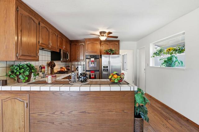 24 Westmont Drive, Daly City CA: https://media.crmls.org/mediaz/48b09bce-7b91-45c9-90fe-6c2ad35beae5.jpg