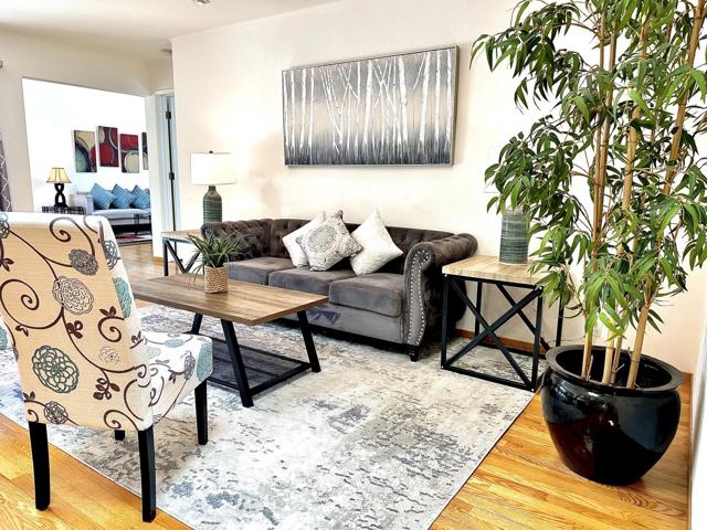 680 Georgia Avenue, Palo Alto CA: https://media.crmls.org/mediaz/48b2463d-b050-4044-a287-dd33a7961b2f.jpg