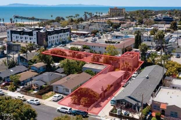153 S South Laurel Street, Ventura CA: https://media.crmls.org/mediaz/48b3741a-1912-4f4d-adcc-c6e09c670bd1.jpg