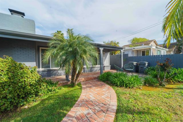 4875 77 Normandie, La Mesa CA: https://media.crmls.org/mediaz/48b3da3a-e878-472d-b492-0441ed218e44.jpg
