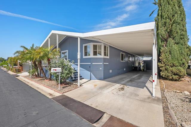 Detail Gallery Image 3 of 43 For 1001 S Hale Ave #5,  Escondido,  CA 92029 - 3 Beds | 2 Baths
