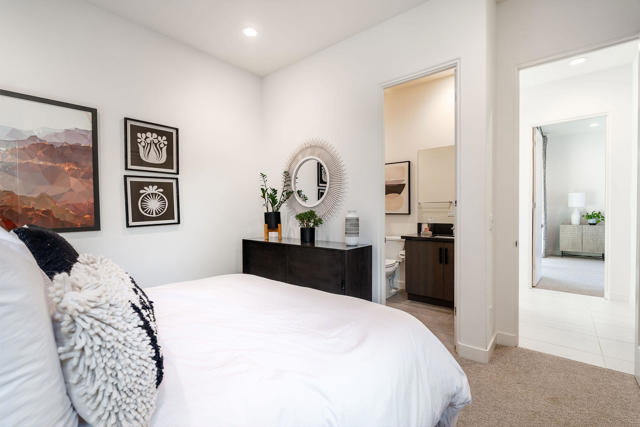 80034 Champions Way, La Quinta CA: https://media.crmls.org/mediaz/48b60d2b-6967-47e6-81f5-5a35253eadaa.jpg