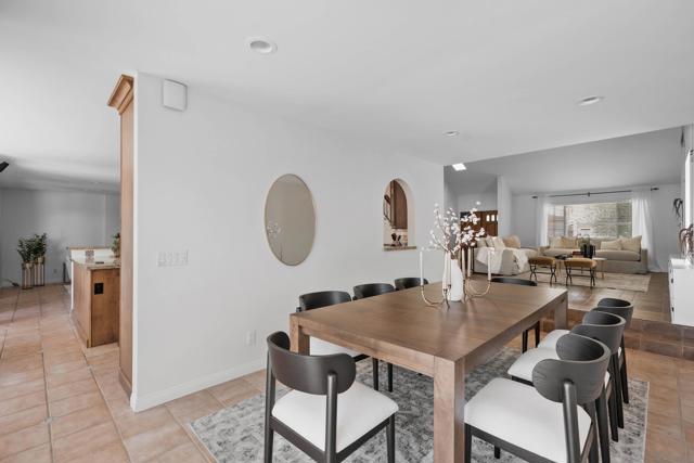 3943 Catamarca Dr, San Diego CA: https://media.crmls.org/mediaz/48b76363-83ae-484c-90f4-be2bd1a1bc52.jpg