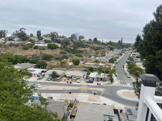 6034 Dwight St, San Diego CA: https://media.crmls.org/mediaz/48b7a1b1-7692-4857-8a3f-bee2f4d8aa02.jpg