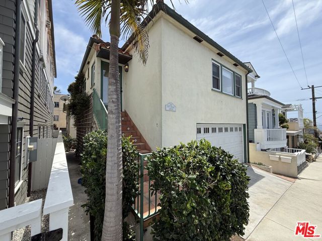 136 28th Street, Hermosa Beach, California 90254, 0 ,Residential Income,For Sale,28th,0,26874939