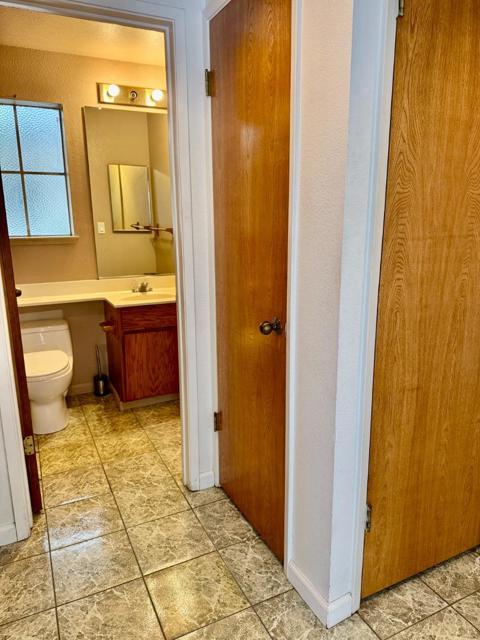 460 Pine Avenue, Half Moon Bay CA: https://media.crmls.org/mediaz/48b96fdb-eae2-46c7-ba0d-4033c3e463ce.jpg