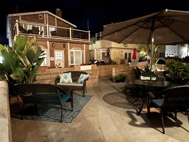 Image 14 of 30 For 724 Dover Court