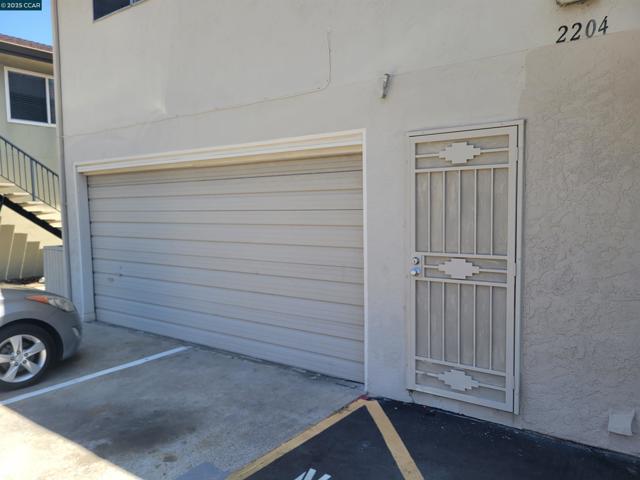 2204 L St, Antioch CA: https://media.crmls.org/mediaz/48bc8fa9-4c65-44b0-9cd0-ea970b6a0ad8.jpg