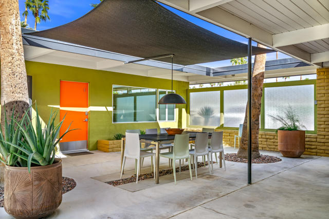 1611 S Calle Palo Fierro #4, Palm Springs, CA 92264
