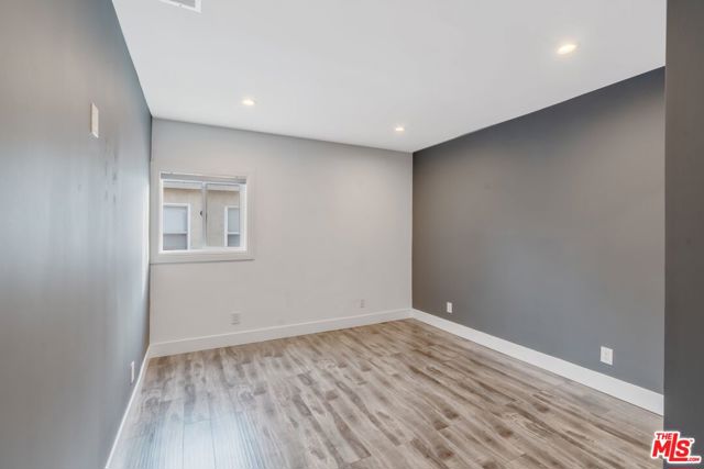 6713 Saint Clair Avenue, North Hollywood CA: https://media.crmls.org/mediaz/48beeb19-b6bb-4a58-a149-0ee75d809f8d.jpg