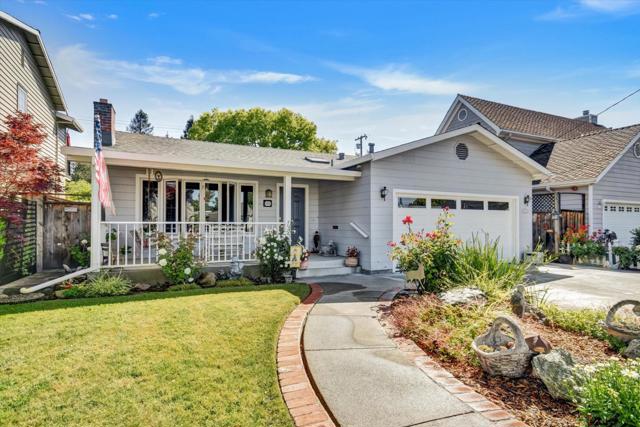 255 Nimitz Avenue, Redwood City CA: https://media.crmls.org/mediaz/48bf3be8-bf96-4245-a714-4a8b7a896135.jpg
