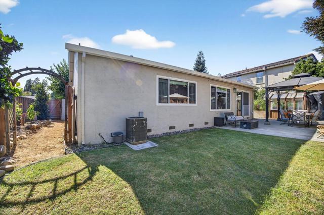 1295 Jasmine Way, Morgan Hill CA: https://media.crmls.org/mediaz/48c0ab9a-e060-4d6a-a30a-9a2d5c829c6a.jpg