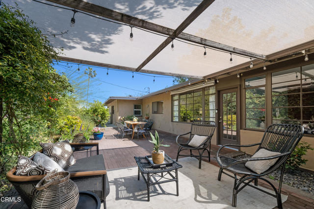4702 Moore Street, La Crescenta CA: https://media.crmls.org/mediaz/48c1a590-d8d1-47bc-aa5c-222193a715d9.jpg