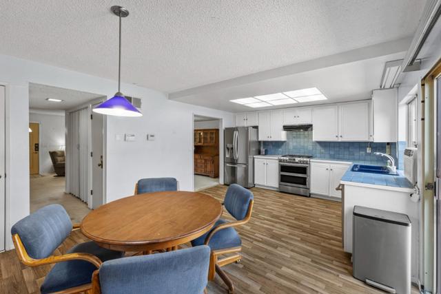 2324 Toiyabe Way, San Jose CA: https://media.crmls.org/mediaz/48c38072-cafc-49f7-abcd-b75e0cbac05d.jpg