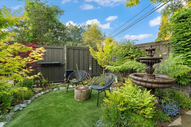 15415 Winchester Boulevard, Monte Sereno CA: https://media.crmls.org/mediaz/48c48490-1b98-44c0-8e81-95ba5bc72402.jpg