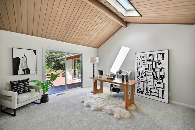 14582 Horseshoe Court, Saratoga CA: https://media.crmls.org/mediaz/48c590a7-1a8f-47cb-bb5c-ffe030ba027d.jpg