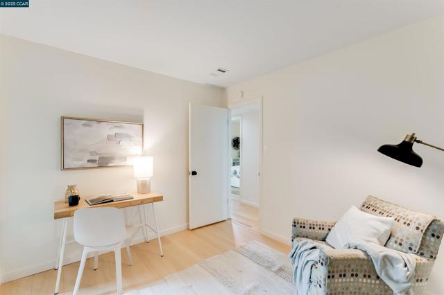 438 Odin Dr, Pleasant Hill CA: https://media.crmls.org/mediaz/48c693de-8ae9-4d1c-bf46-5c45216a5261.jpg