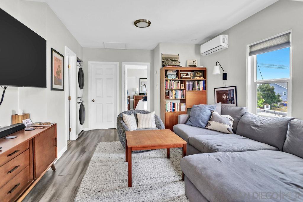 MLS #250034148SD img 23