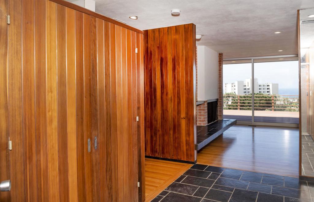 MLS #250043827SD image #6