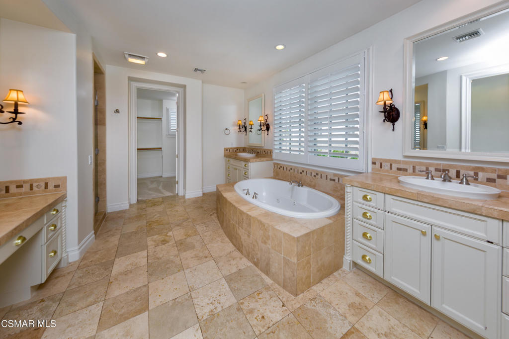 MLS #226001920 image #33
