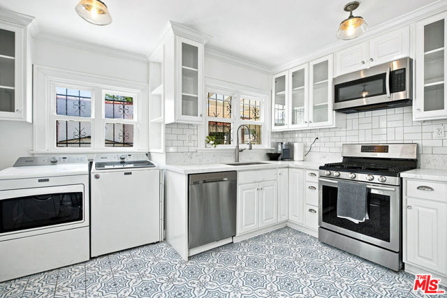 1308 West 56th Street photo 8
