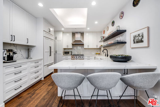 1925 Curson Place, Los Angeles CA: https://media.crmls.org/mediaz/48c81088-16f8-4b65-b977-f3a39d6614f7.jpg