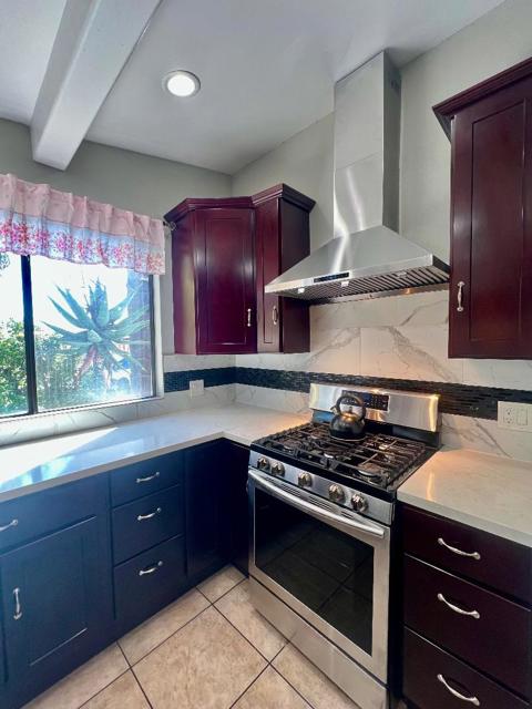 1449 Mercury Court, Milpitas CA: https://media.crmls.org/mediaz/48c82623-688e-4a4b-b982-7ac42d64e449.jpg