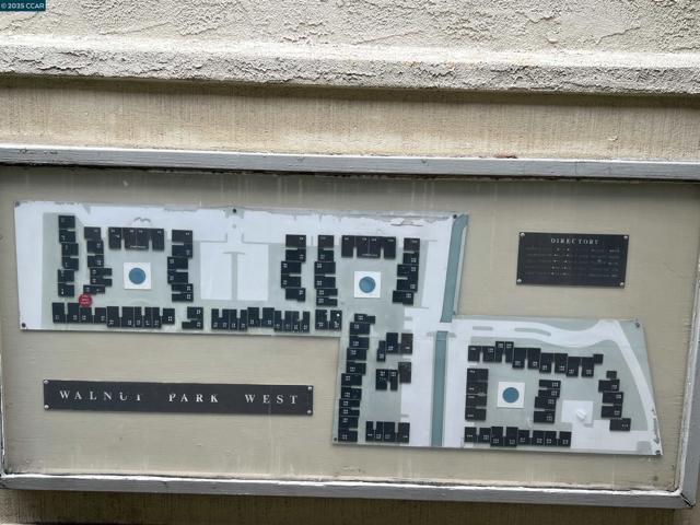 2562 Walnut Blvd, Walnut Creek CA: https://media.crmls.org/mediaz/48c961be-4a7f-4f9e-bbf1-285e34a33824.jpg