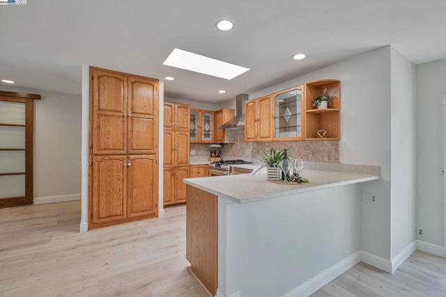 36339 Beech Pl, Newark CA: https://media.crmls.org/mediaz/48ca33fe-15a1-455a-aaa0-f1cbd5a717ff.jpg