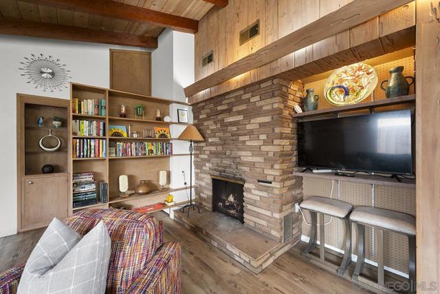 4316 Haines St, San Diego CA: https://media.crmls.org/mediaz/48cb7a21-0d14-4aa2-8ea4-d15631658244.jpg