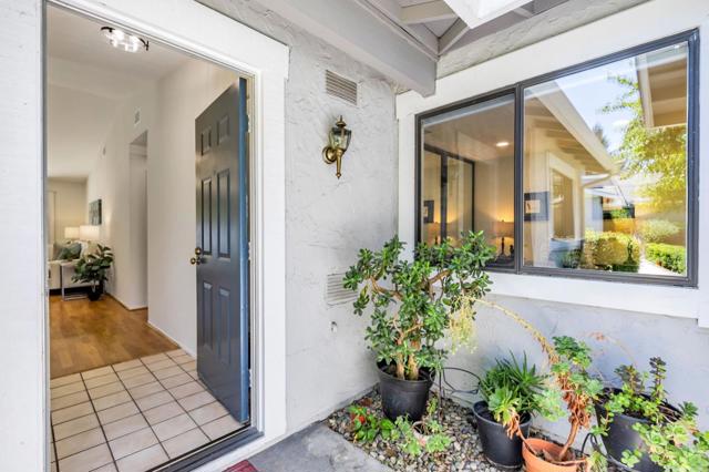 4942 Red Creek Drive, San Jose CA: https://media.crmls.org/mediaz/48cc02cc-f1c8-4328-a78c-79bf95c2e044.jpg