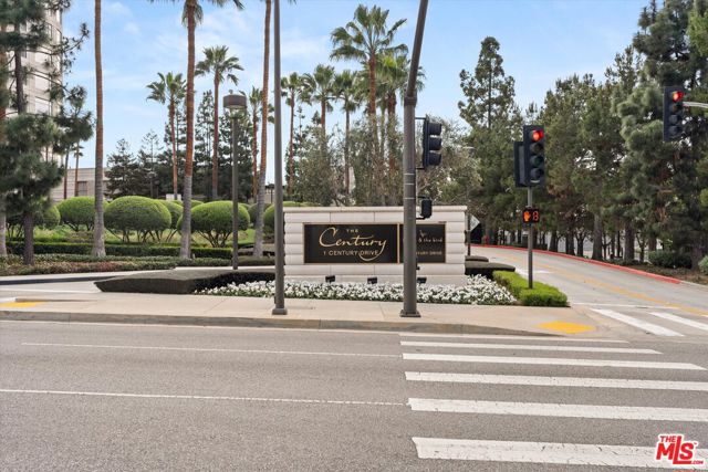 1 W Century Drive, Los Angeles CA: https://media.crmls.org/mediaz/48cd039e-96c8-45d9-ac2a-afaf659ae367.jpg