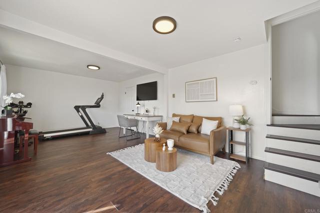 575 Otay Lakes Rd, Chula Vista CA: https://media.crmls.org/mediaz/48cde8e8-6781-4ec3-8c72-1eeb19bd31f1.jpg