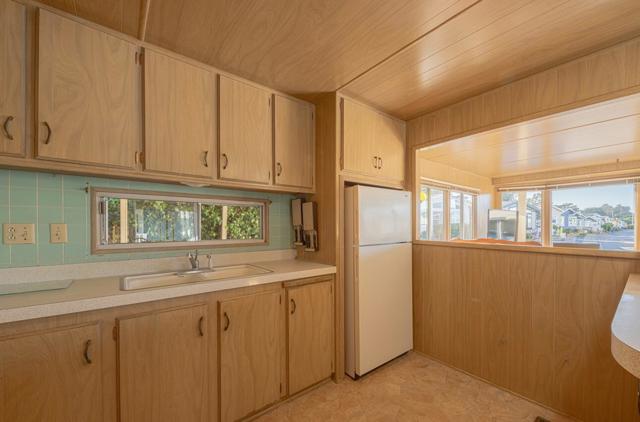 700 Briggs Avenue, Pacific Grove CA: https://media.crmls.org/mediaz/48ce6fb8-e3c6-4b3e-9e4a-24d0ccddc853.jpg