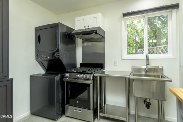 Detail Gallery Image 6 of 12 For 1221 a Fernside Dr, La Canada Flintridge,  CA 91011 - 0 Beds | 1 Baths