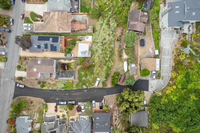 417 Athenian Way, Pacifica CA: https://media.crmls.org/mediaz/48cf7ea2-115c-4248-9192-bff30b34bcbe.jpg