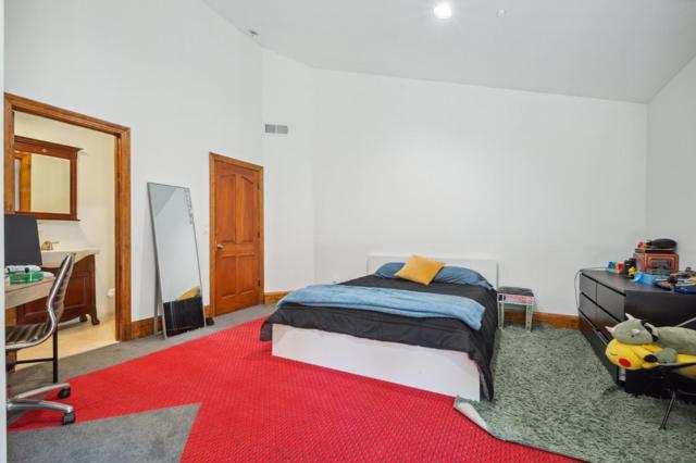24541 Miller Hill Road, Los Gatos CA: https://media.crmls.org/mediaz/48d0edcf-a735-43b3-a014-f285de6f9db6.jpg